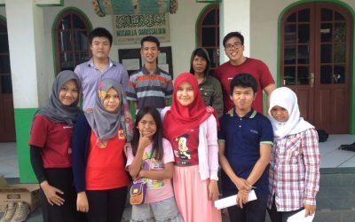 KJAI Chapter Sumatera Selatan Berbagi Inspirasi dengan Anak Jalanan